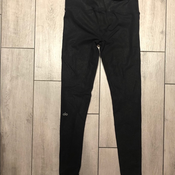 Alo Airbrush leggings-Small - Picture 4 of 4